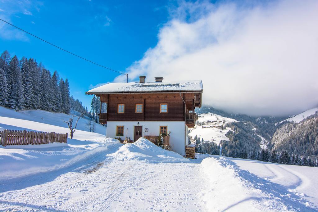 Hotel Guggenbergerhof à Maria Luggau Extérieur photo